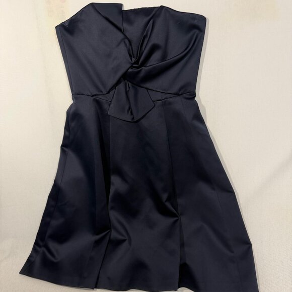 H&M Navy Blue Strapless Bow Detail Fit Flare Dress Size 8 - Picture 2 of 9